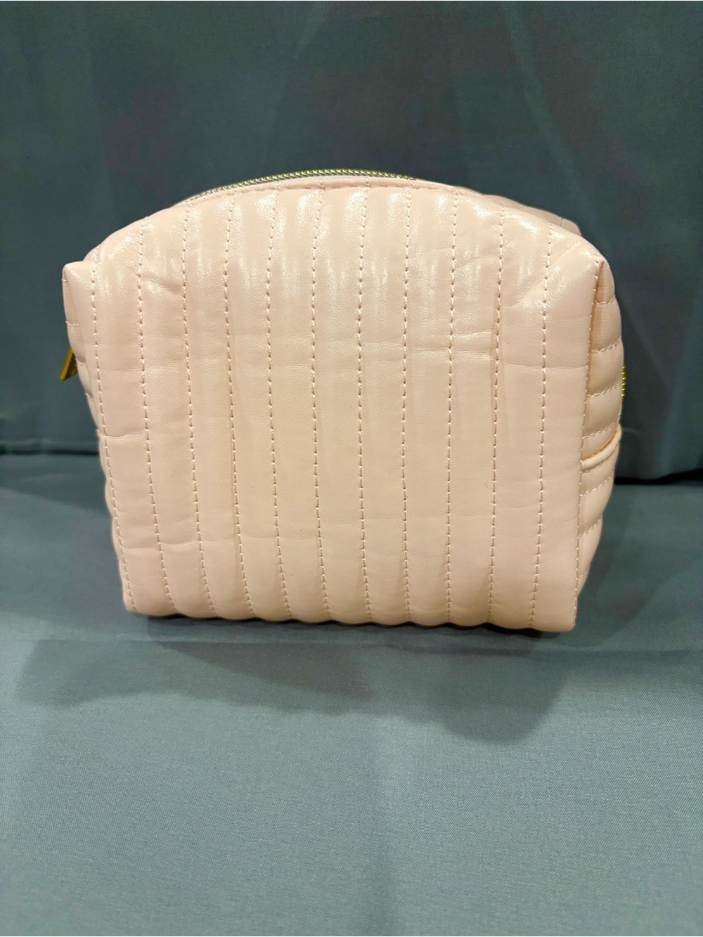 Tartan & Twine pinkish quilted make up / accessory bag small zipper closure